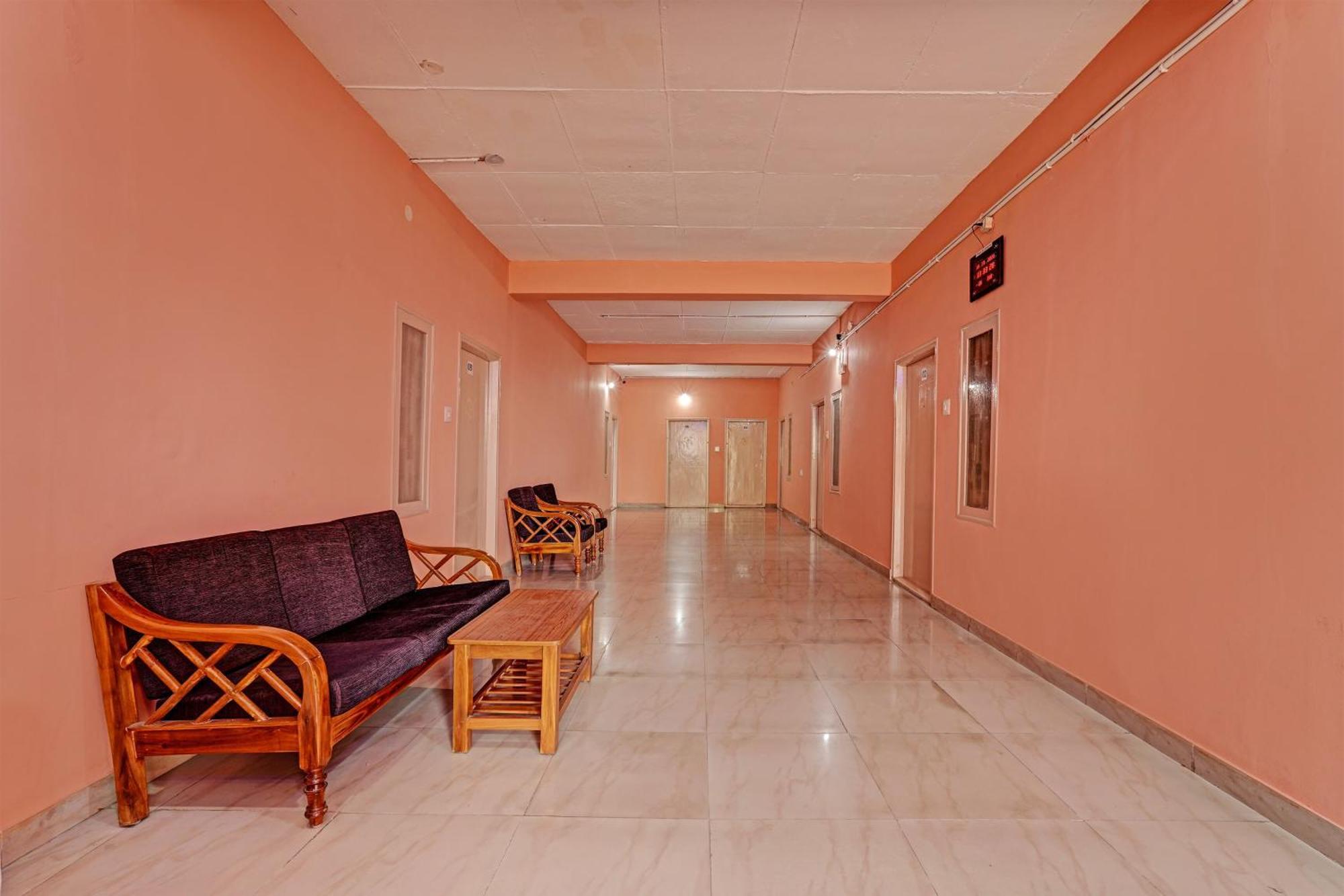 Super Collection O Druvi Corporate Hotel Kammasandra 外观 照片